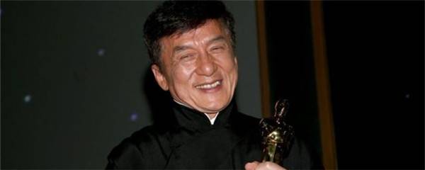 成龙李连杰合作的电影(李连杰与成龙一起演的电影叫什么名字)