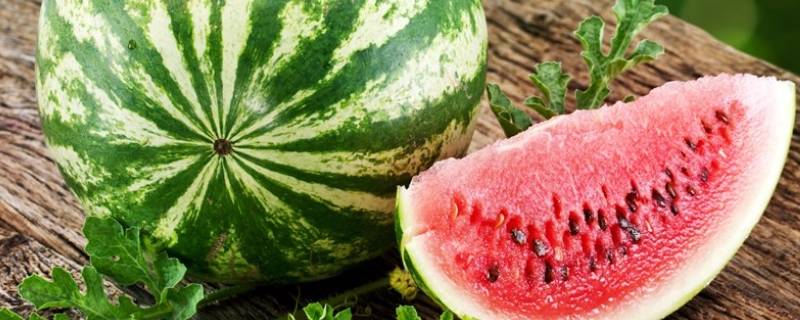 隔夜西瓜能吃吗(切开的西瓜隔夜能吃吗)