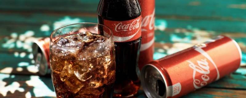过期可乐的用途(放久了的可乐可以做什么)